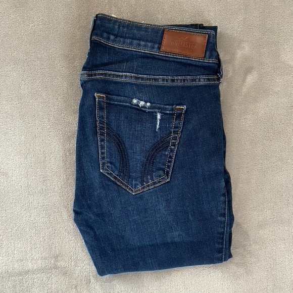 Hollister Jeans - Picture 1 of 7